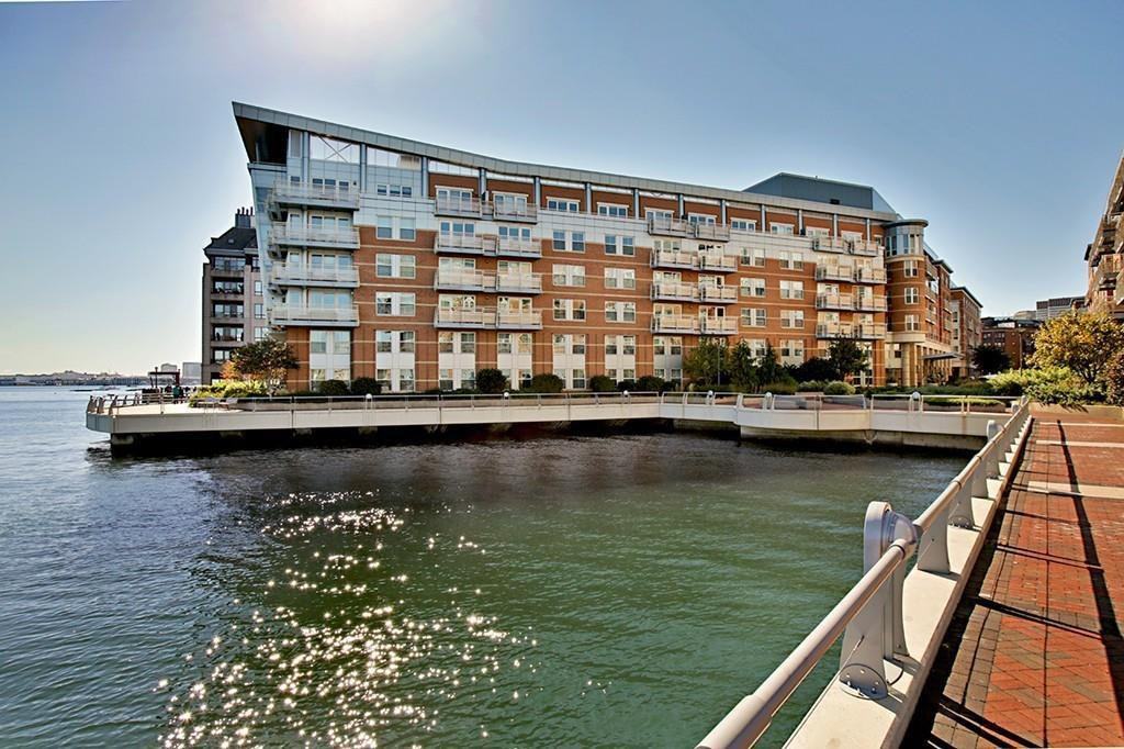 Boston Wharf Warmth
