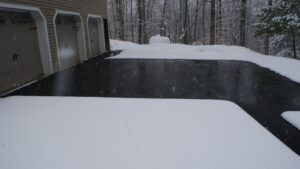 Snow and Ice Melting Garage Apron and Driveway