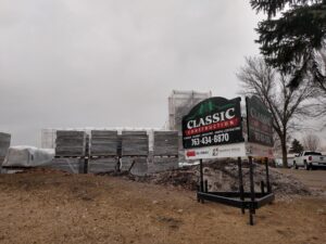 <img src=“murphy bros jobsite 2.jpeg” alt=“murphy bros job site 2” title=“murphy bros classic construction 2”>